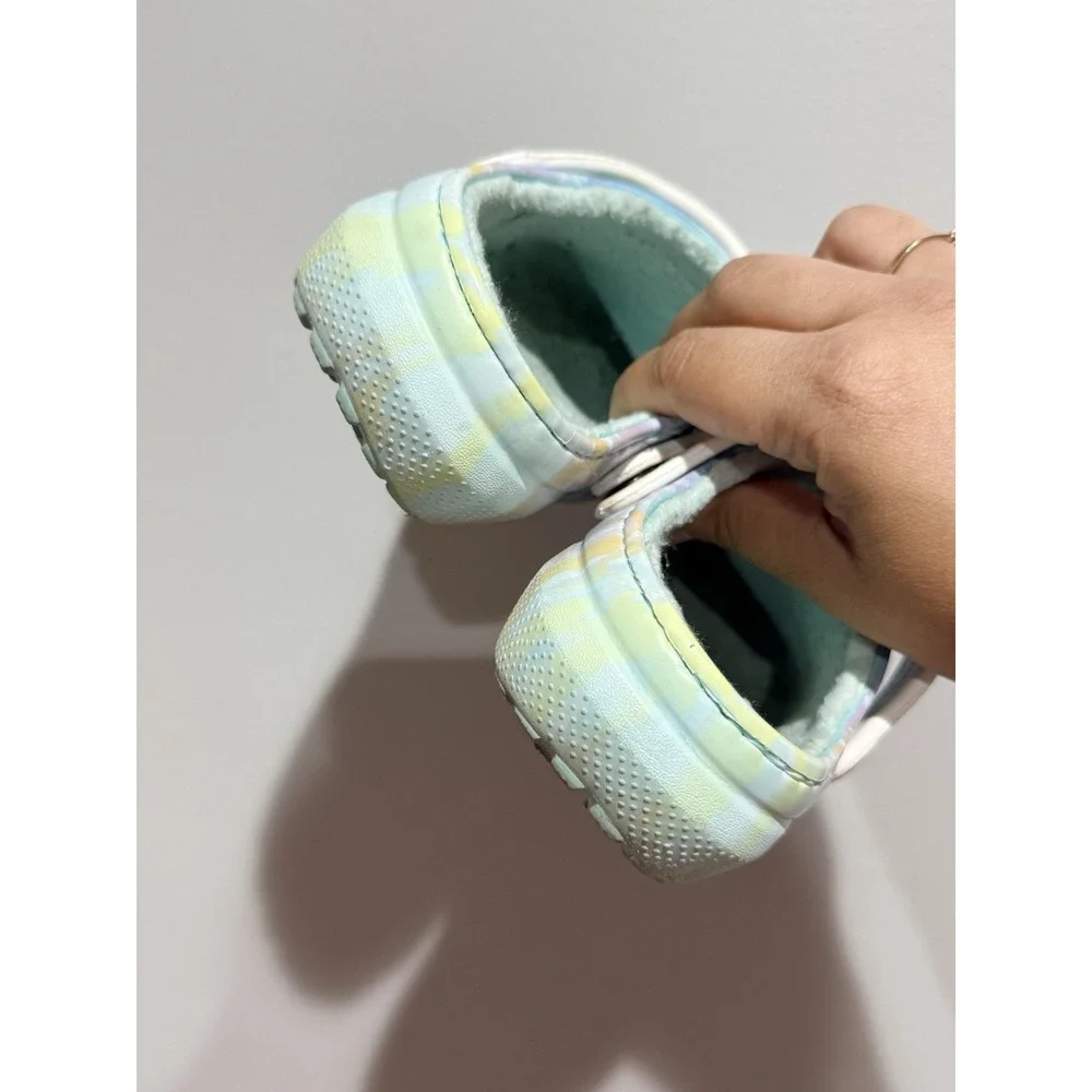 Crocs Kid's Classic Tie Dye Clouds Lined Clog Kid's Slippers Size 12‎ R